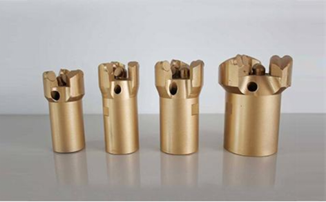 How do polycrystalline diamond compact (PDC) bits fail